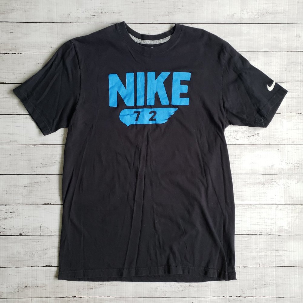 LAST CHANCE! NIKE 72 Short Sleeve Black Tee T-Shirt Regular Fit LARGE